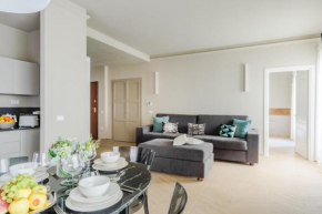 Pinoli Modern Apartment with Elevator and Balcony